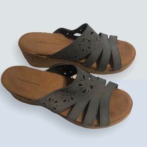 Croft & Barrow blue suede wedges, sz 8 1/2